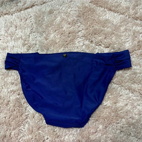 LaVie En Rose bikini bottoms size medium - Picture 2 of 3